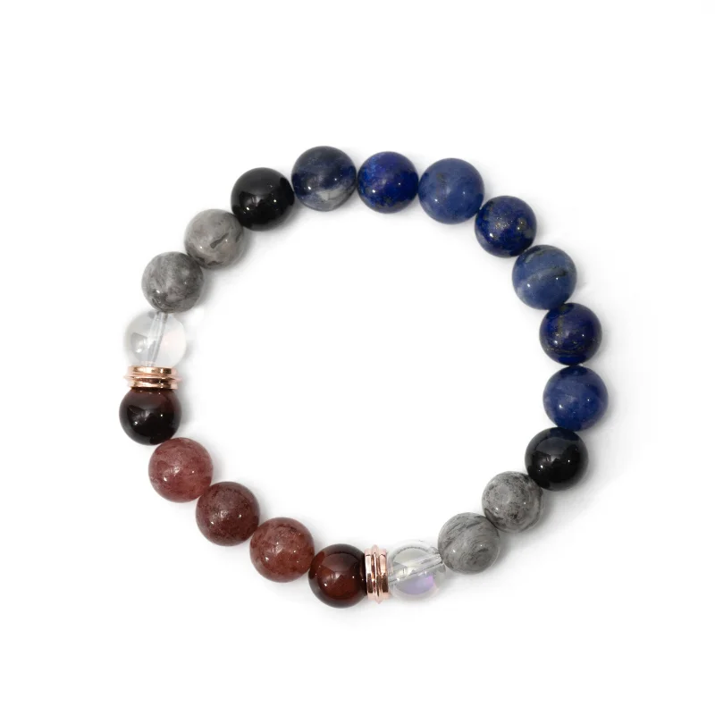Combine e misture: variadas pedras preciosas em pulseiras de meditação.